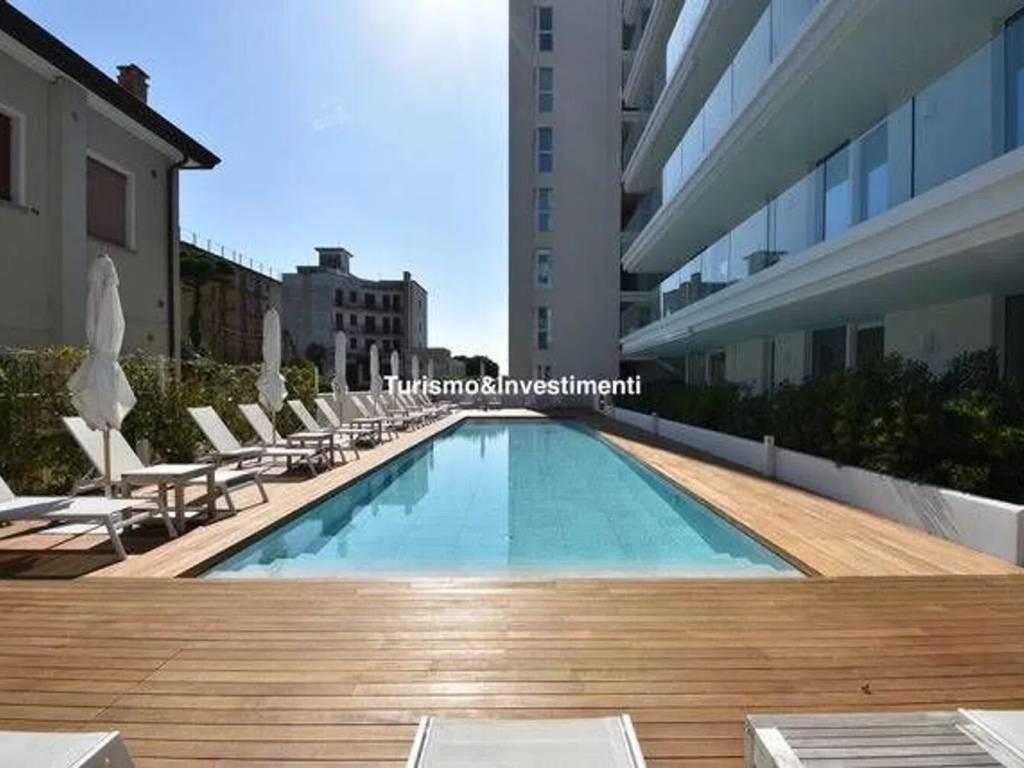 appartamento in vendita a Jesolo in zona Lido