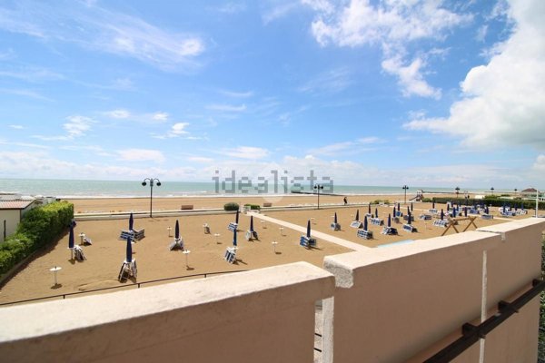 appartamento in vendita a Jesolo in zona Lido