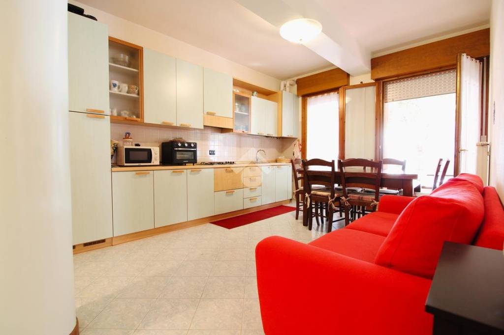 appartamento in vendita a Jesolo in zona Lido