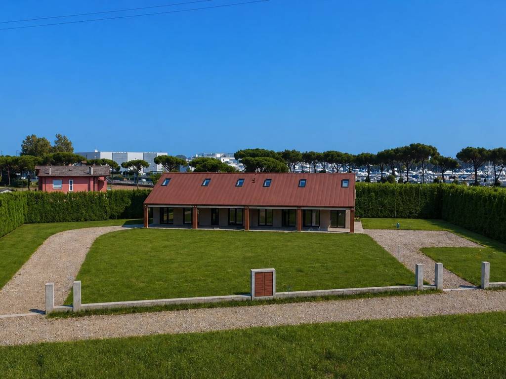 casa indipendente in vendita a Jesolo in zona Lido