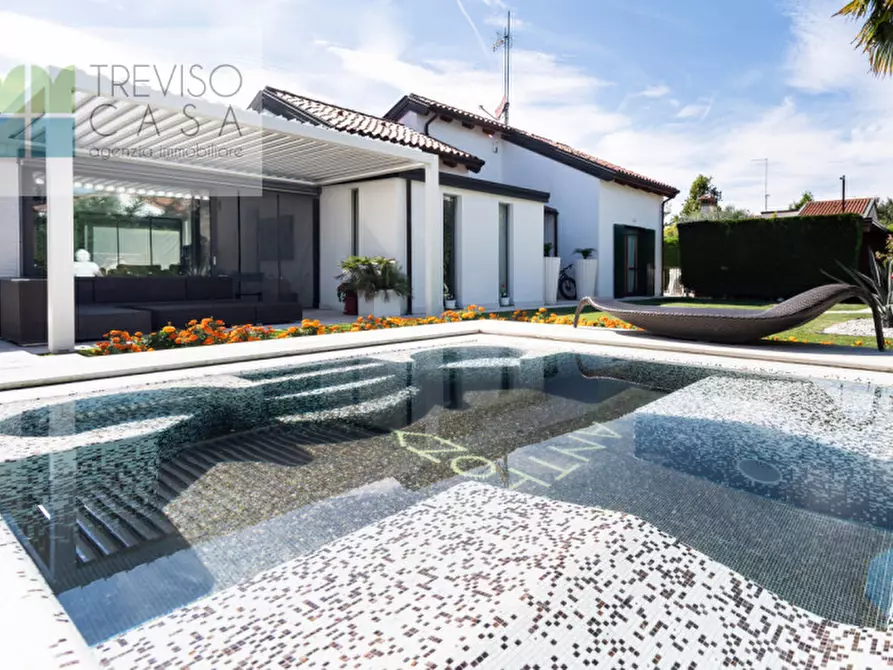 casa indipendente in vendita a Jesolo in zona Lido