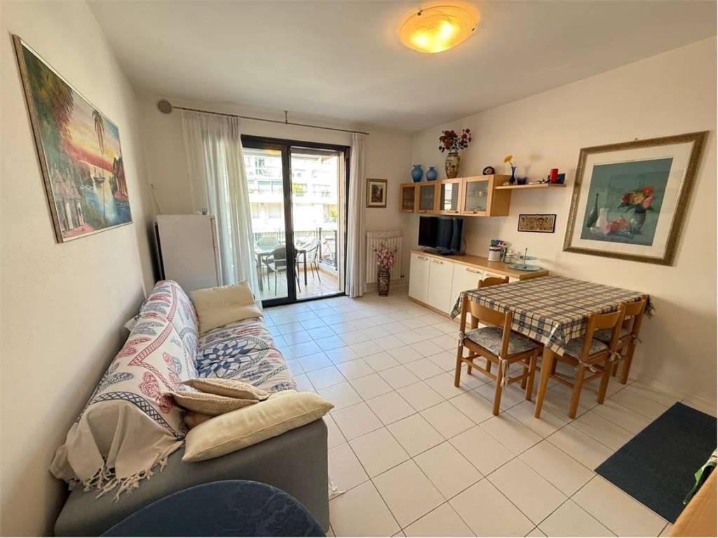 appartamento in vendita a Jesolo in zona Lido