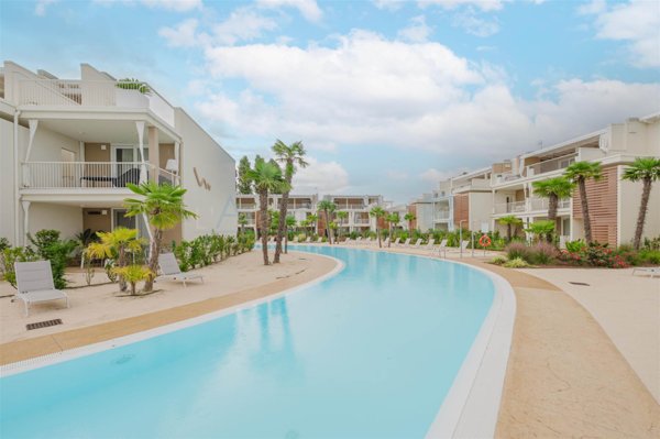 appartamento in vendita a Jesolo in zona Lido