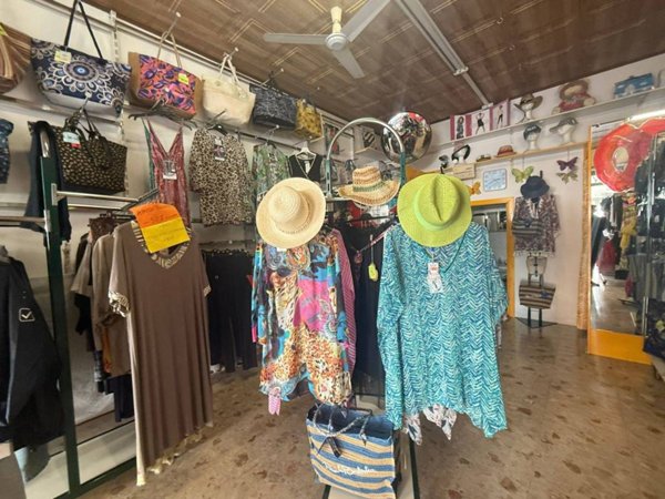 negozio in vendita a Jesolo in zona Lido