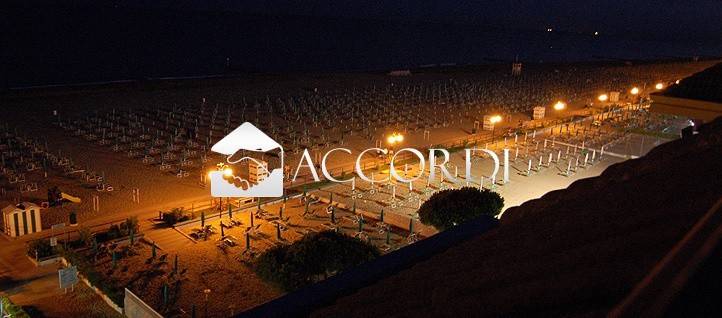 negozio in vendita a Jesolo in zona Lido