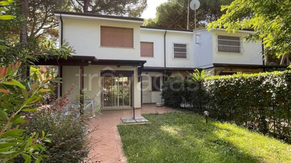 appartamento in vendita a Jesolo in zona Lido