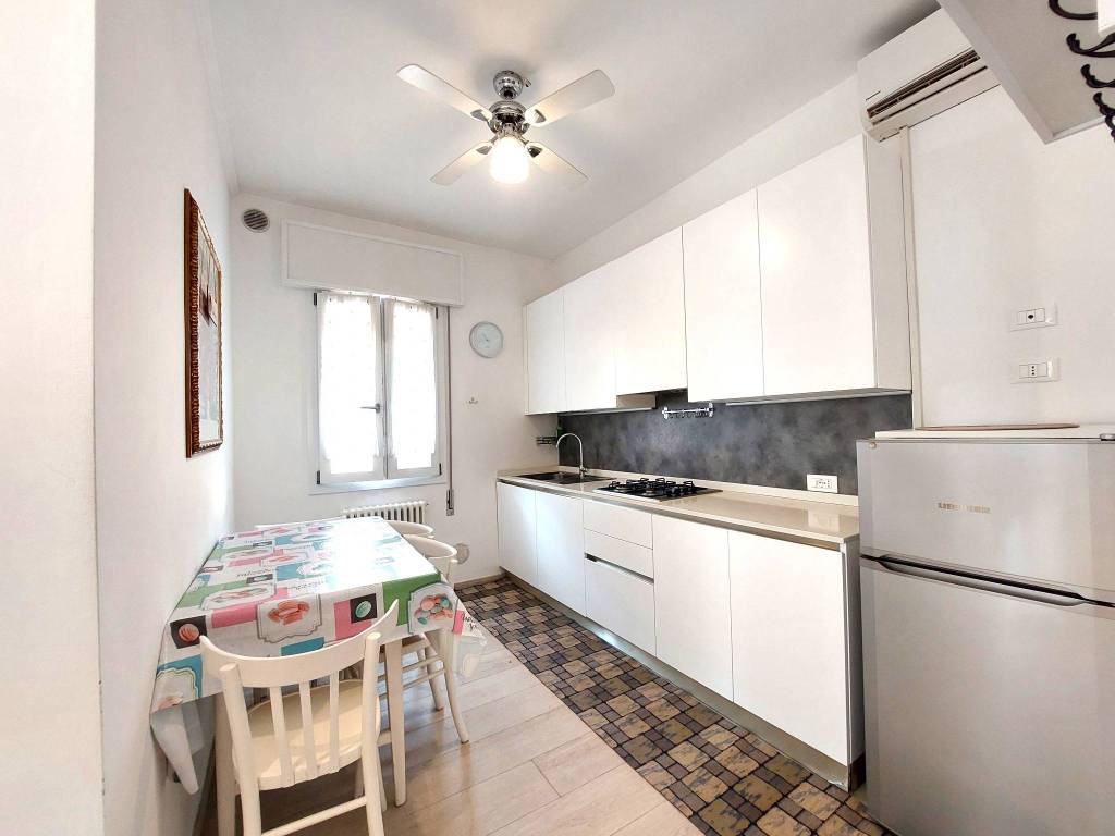 appartamento in vendita a Jesolo in zona Lido