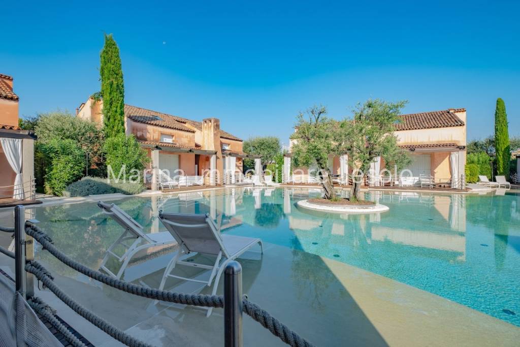 casa indipendente in vendita a Jesolo in zona Lido