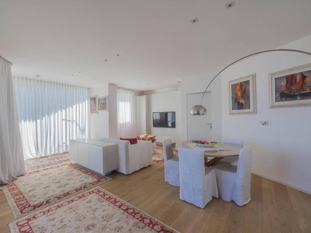 appartamento in vendita a Jesolo in zona Lido