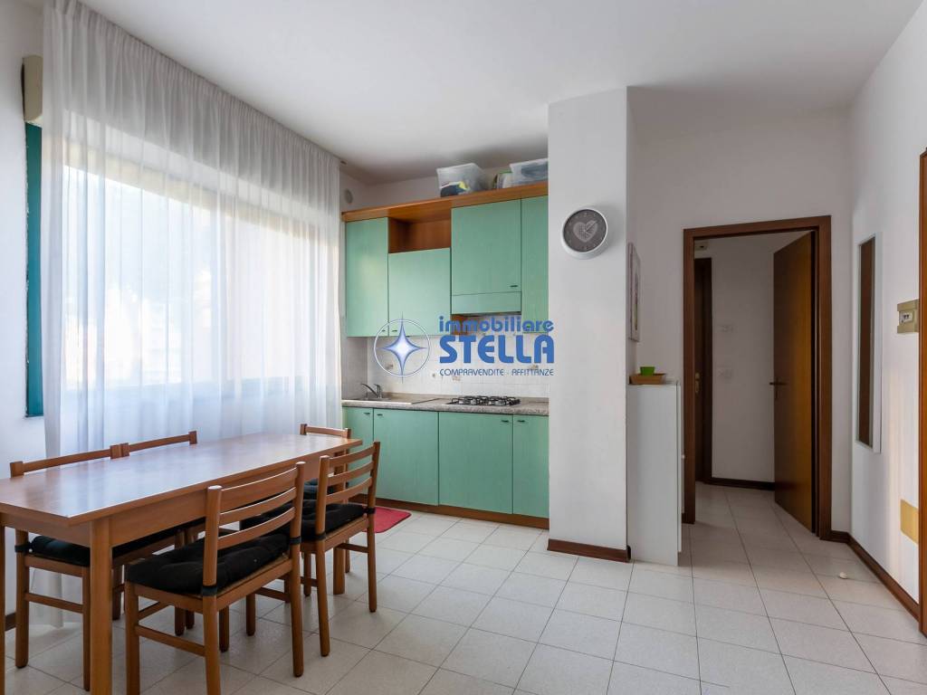 appartamento in vendita a Jesolo in zona Lido