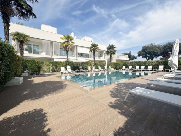 appartamento in vendita a Jesolo in zona Lido