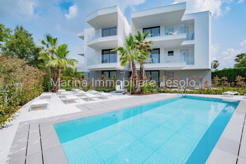 appartamento in vendita a Jesolo in zona Lido