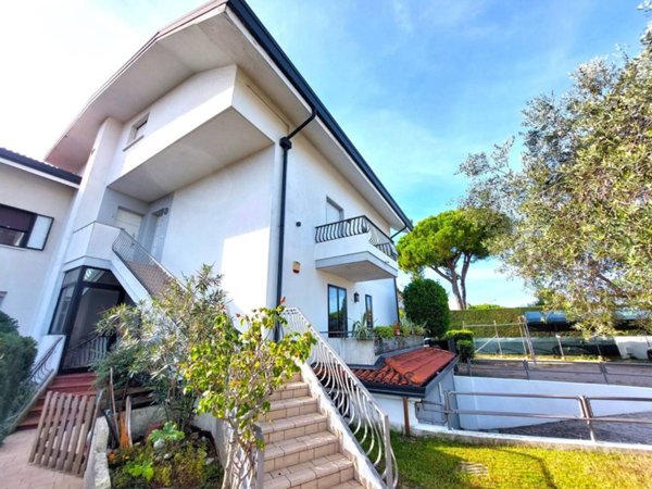 appartamento in vendita a Jesolo in zona Lido