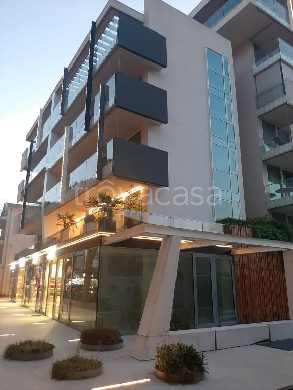 appartamento in vendita a Jesolo in zona Lido