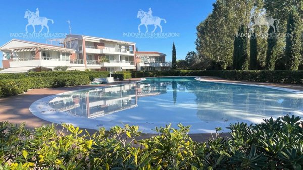 appartamento in vendita a Jesolo in zona Lido