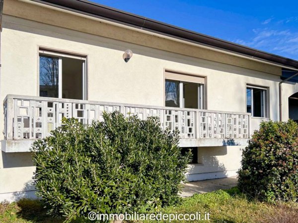 appartamento in vendita a Jesolo in zona Lido