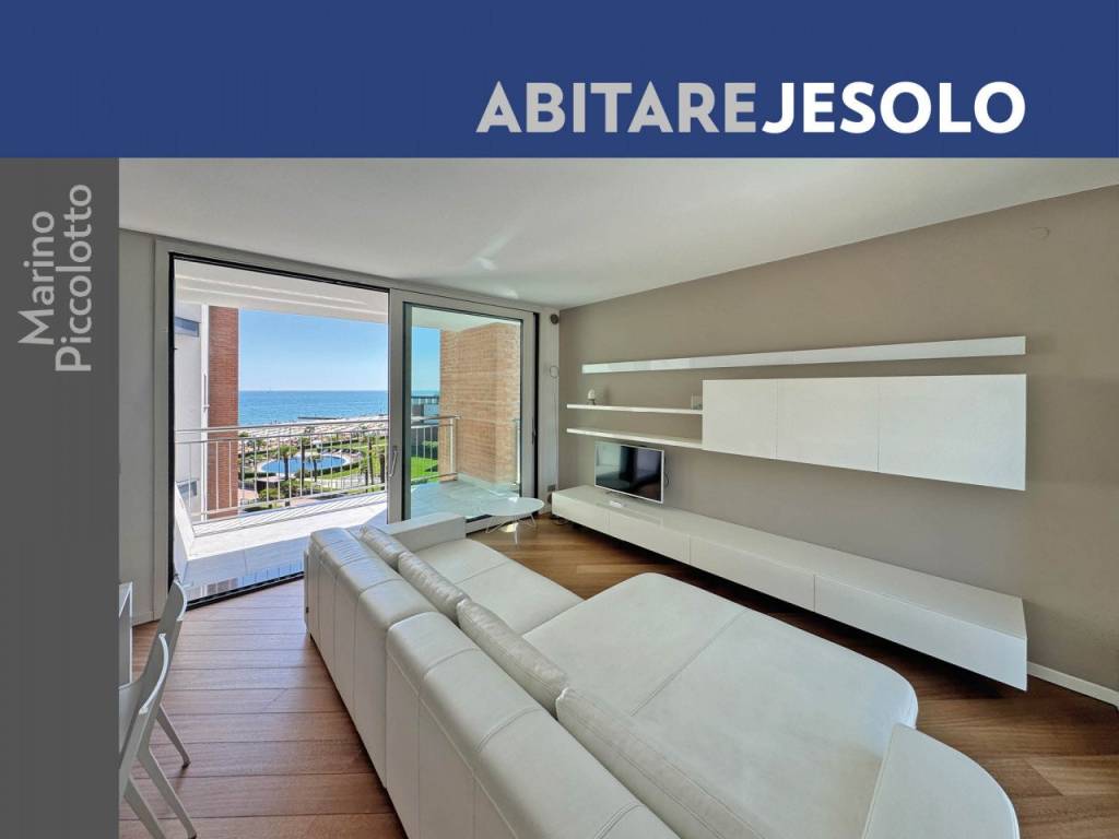appartamento in vendita a Jesolo in zona Lido
