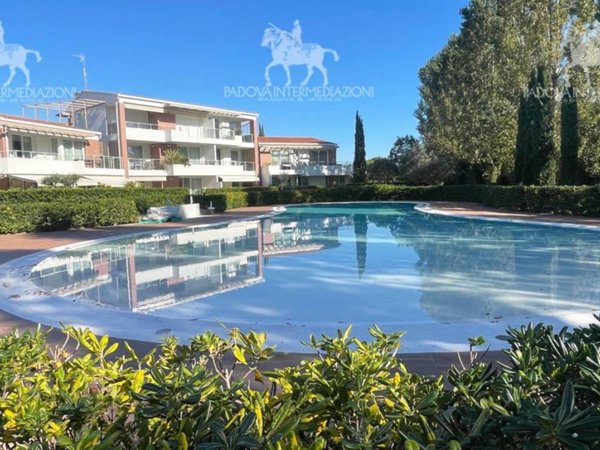 appartamento in vendita a Jesolo in zona Lido