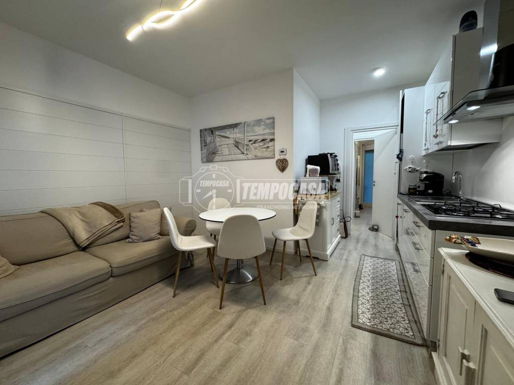 appartamento in vendita a Jesolo in zona Lido