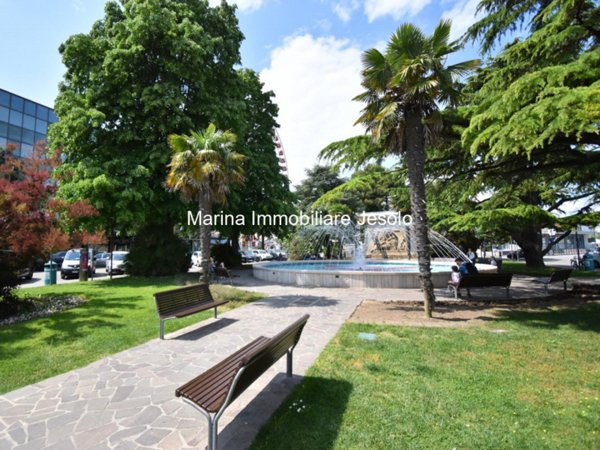 ufficio in vendita a Jesolo in zona Lido