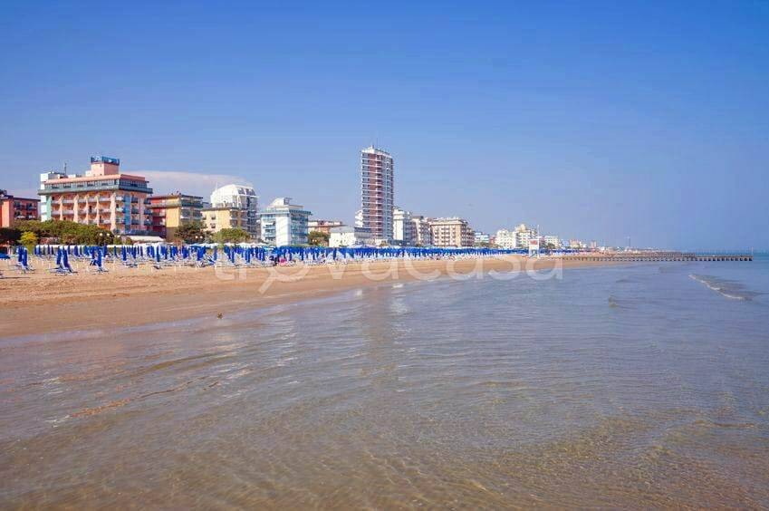 appartamento in vendita a Jesolo in zona Lido