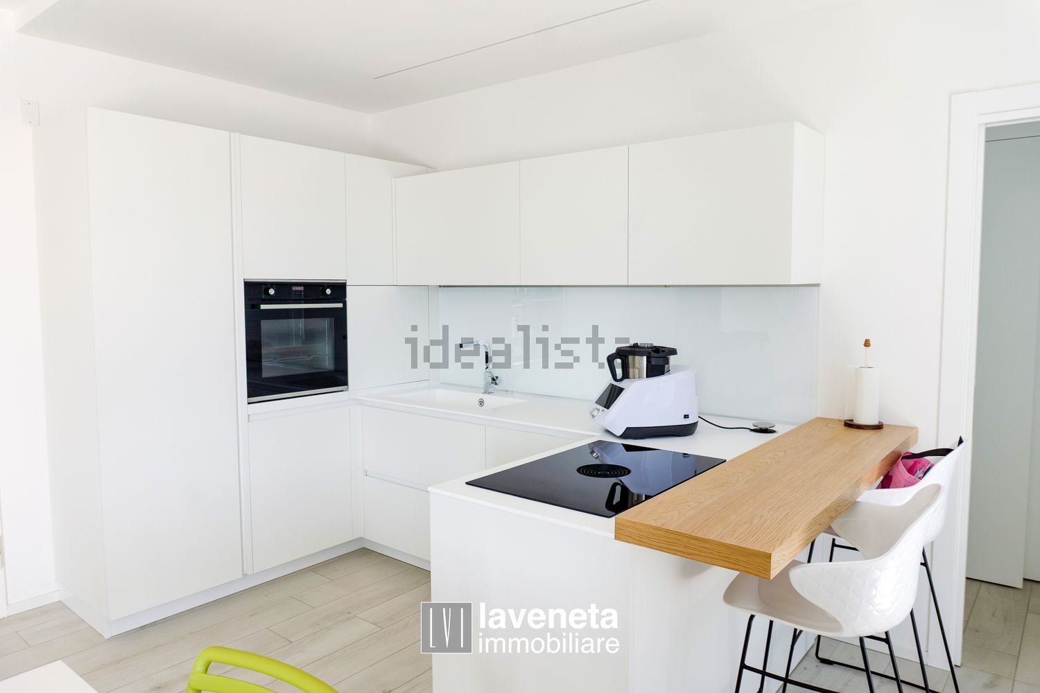 appartamento in vendita a Jesolo in zona Lido