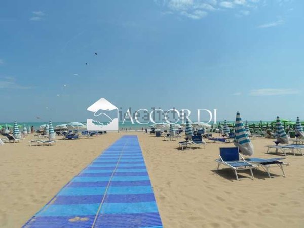 negozio in vendita a Jesolo