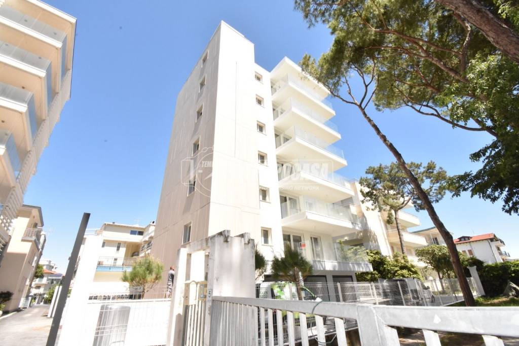 appartamento in vendita a Jesolo in zona Lido