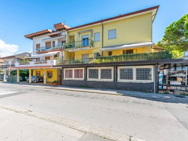 appartamento in vendita a Jesolo in zona Lido