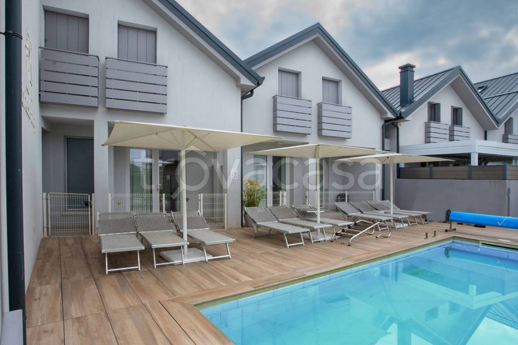 casa indipendente in vendita a Jesolo in zona Lido