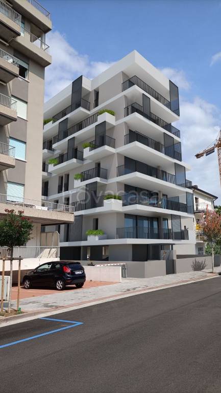 appartamento in vendita a Jesolo in zona Lido