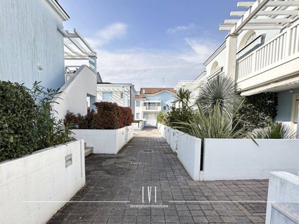 appartamento in vendita a Jesolo in zona Lido