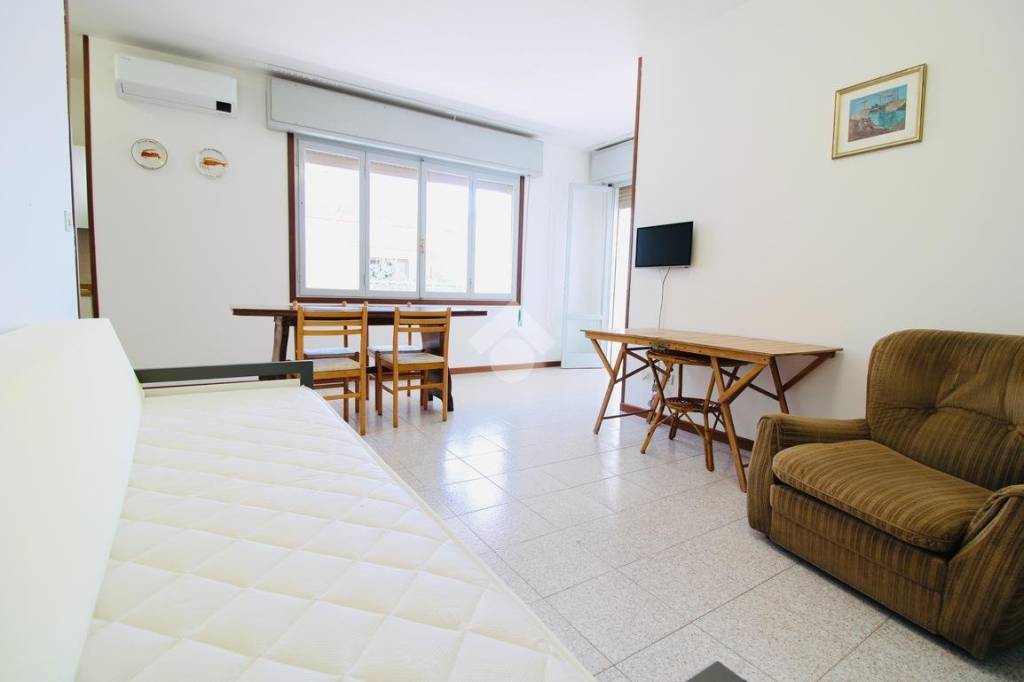 appartamento in vendita a Jesolo in zona Lido