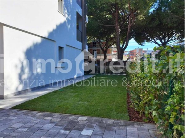 appartamento in vendita a Jesolo in zona Lido