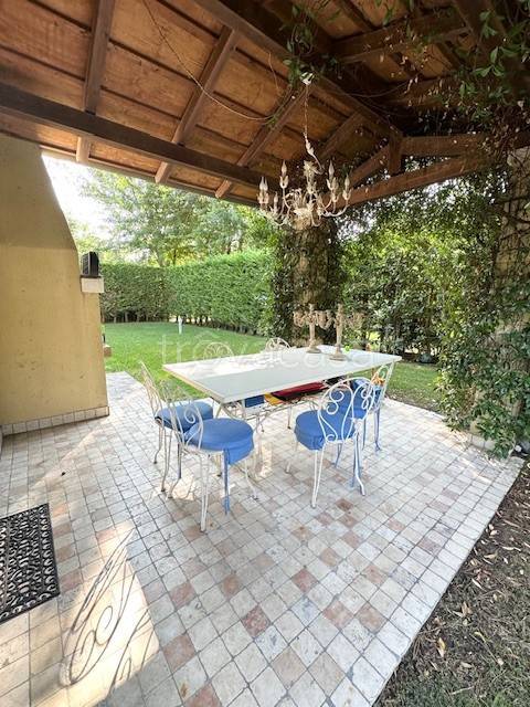 casa indipendente in vendita a Jesolo in zona Lido