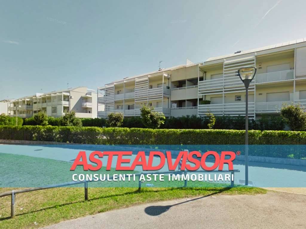 appartamento in vendita a Jesolo in zona Lido