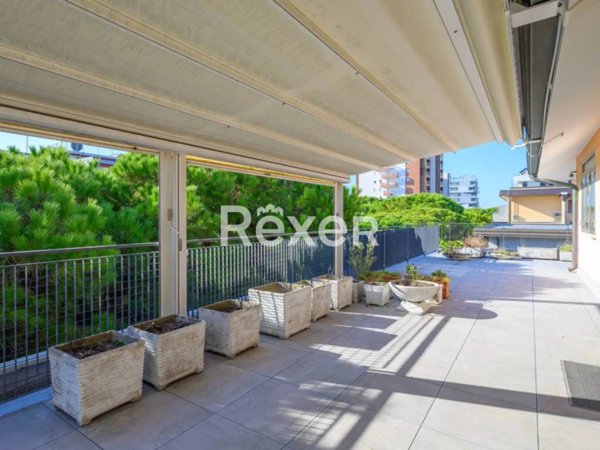 appartamento in vendita a Jesolo in zona Lido