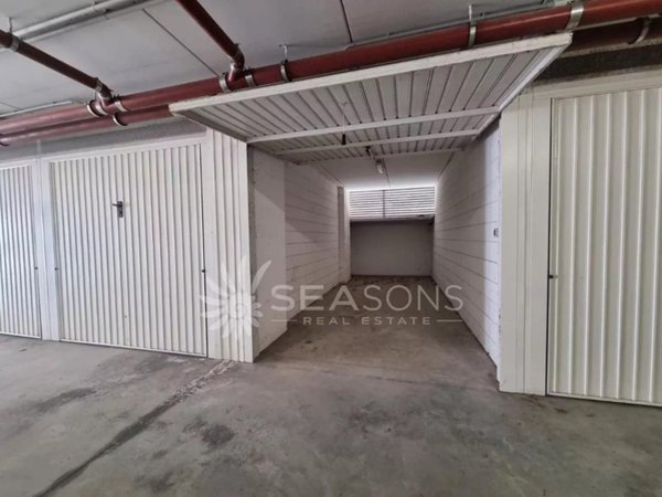 negozio in vendita a Jesolo