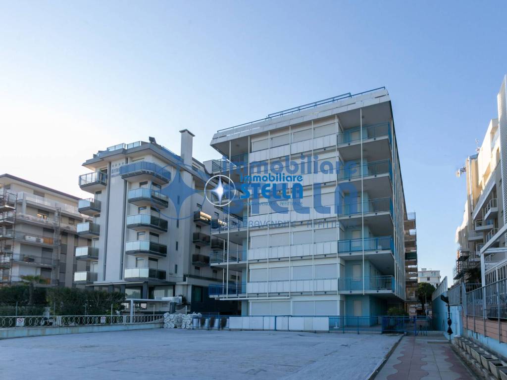 appartamento in vendita a Jesolo in zona Lido