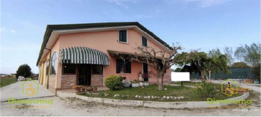 casa indipendente in vendita a Jesolo