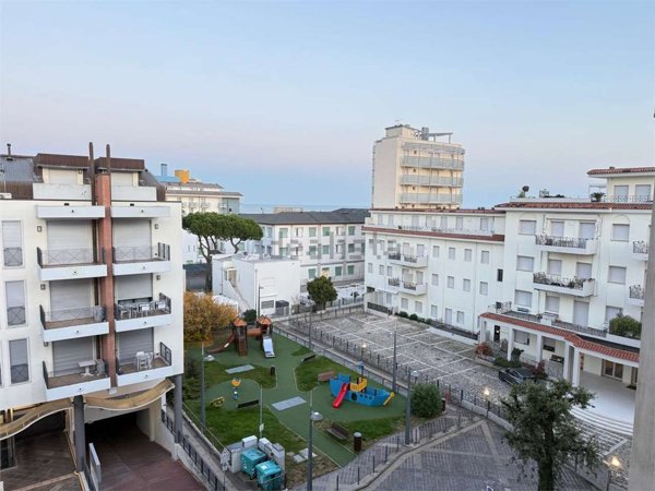 appartamento in vendita a Jesolo in zona Lido