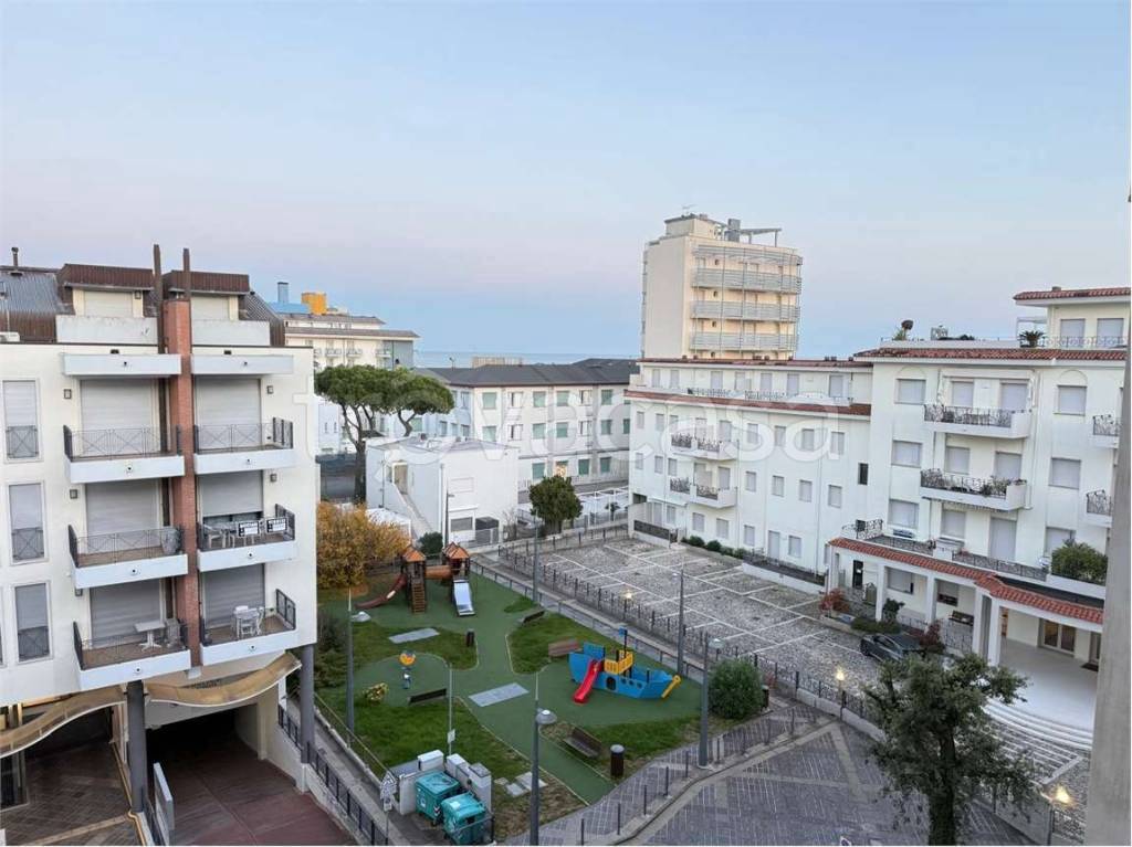 appartamento in vendita a Jesolo in zona Lido