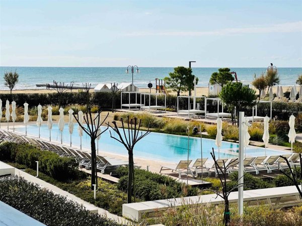 appartamento in vendita a Jesolo in zona Lido
