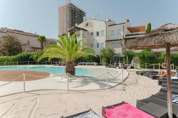 appartamento in vendita a Jesolo in zona Lido