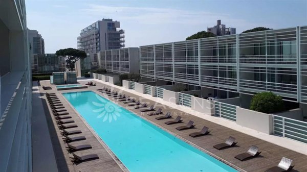 appartamento in vendita a Jesolo in zona Lido