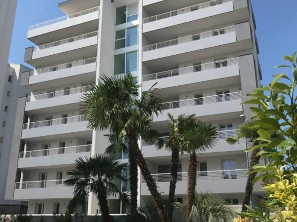 appartamento in vendita a Jesolo in zona Lido