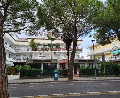 appartamento in vendita a Jesolo in zona Lido