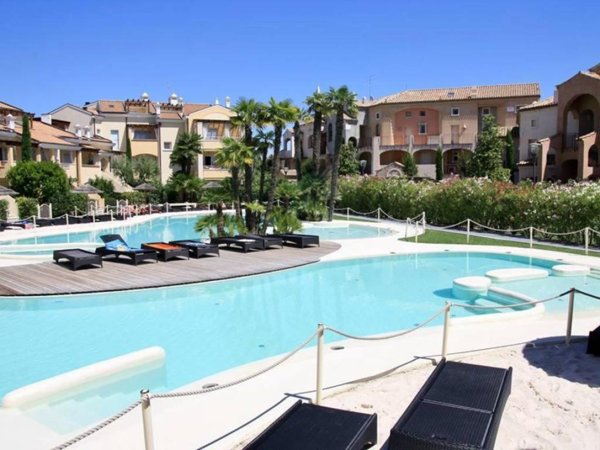 appartamento in vendita a Jesolo in zona Lido