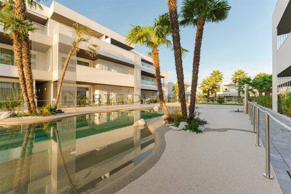 appartamento in vendita a Jesolo in zona Lido