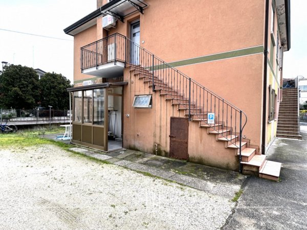 appartamento in vendita a Jesolo in zona Lido